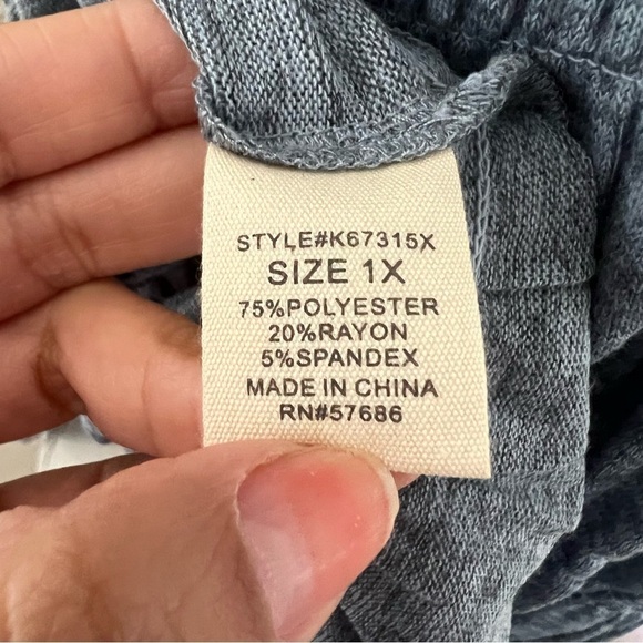 Paper + Tee blue chambray long sleeve top Size 1x New with tags - Picture 11 of 13
